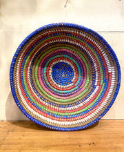 Load image into Gallery viewer, Multicolor Woven Mudball Dish