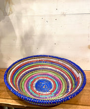 Load image into Gallery viewer, Multicolor Woven Mudball Dish