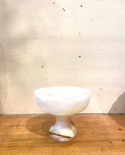 Load image into Gallery viewer, White Jade Mudball Dish