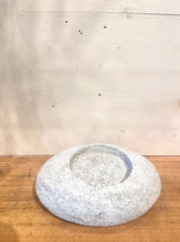 Load image into Gallery viewer, Large Pebble Stone Mudball Holder