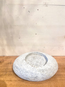 Large Pebble Stone Mudball Holder