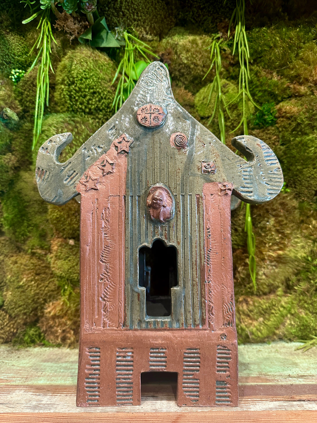 Curved Roof Spirit House